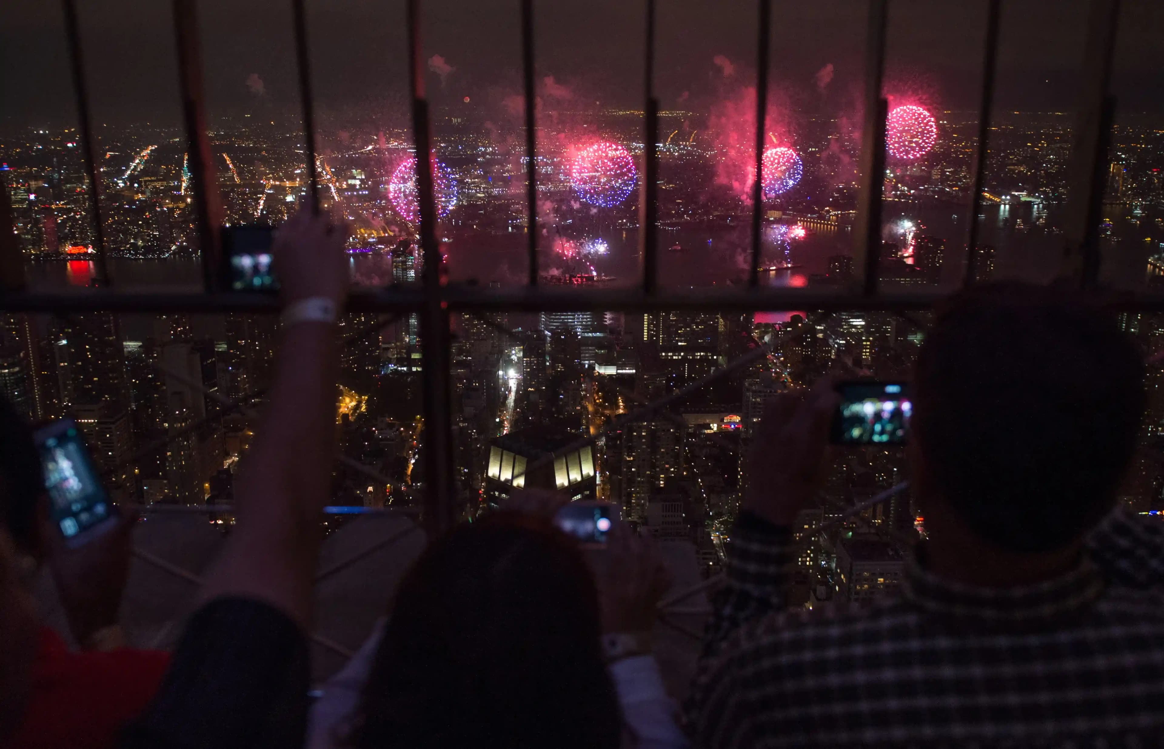 Watch the Macys Fireworks Display at the Empire State Building