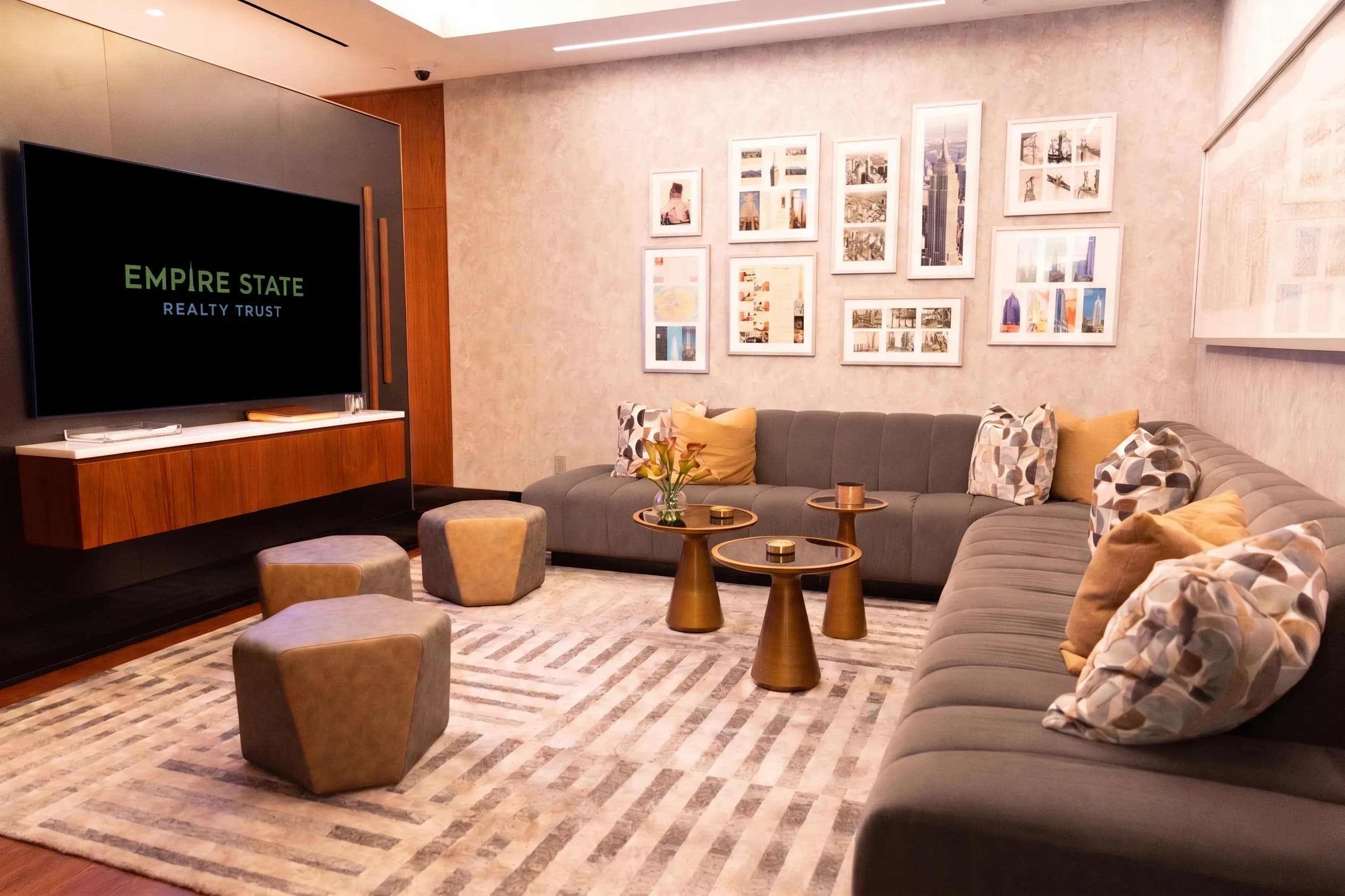 The Empire State Building Green Room